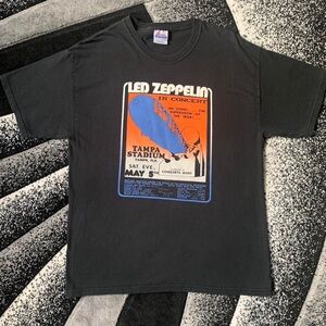 Vintage 2000s Led Zeppelin Tour Sold Out In Concert Tampa, Floria Black Tshirt